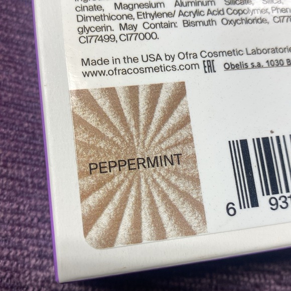 Ofra highlighter in peppermint - Picture 3 of 5